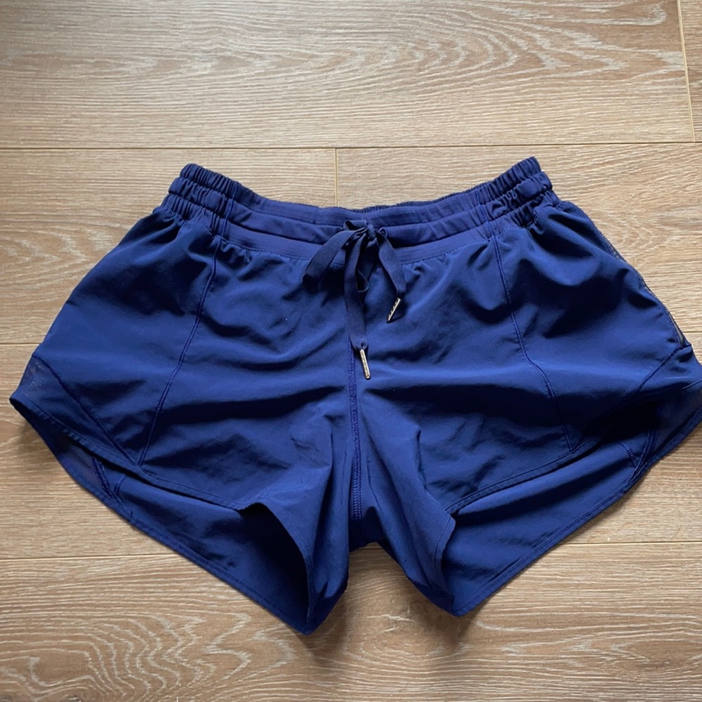 Lululemon hotty hot 8